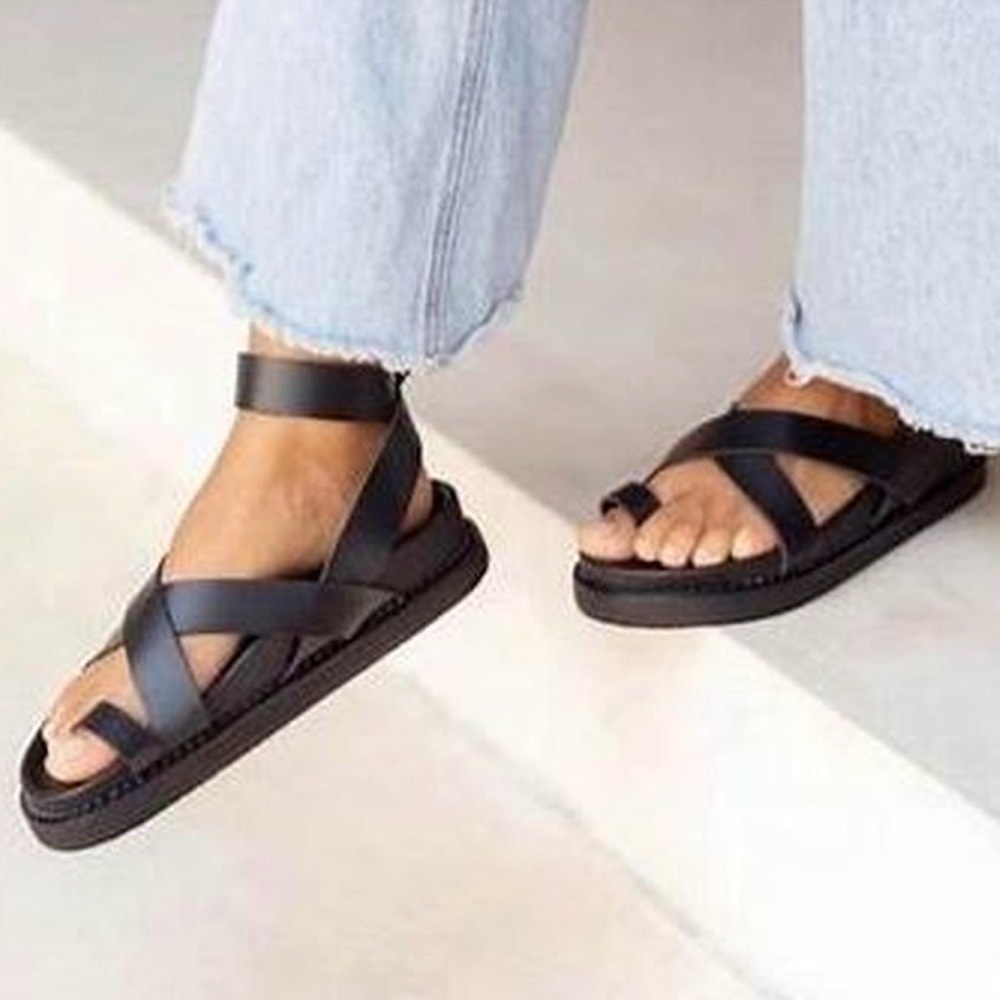 Liberte  Black Cross-Strap Sandals